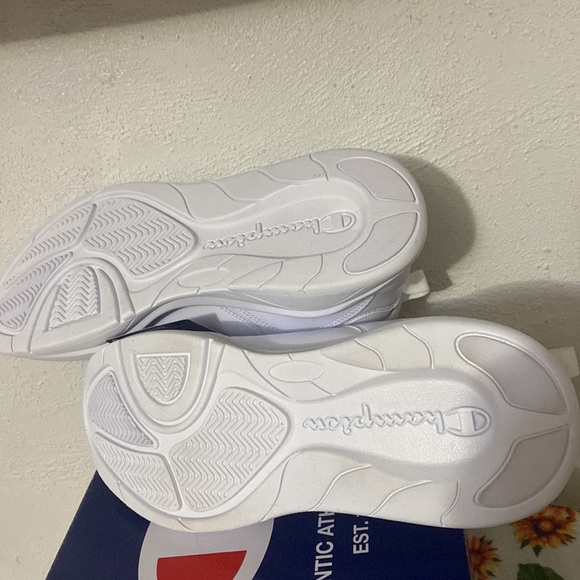 Champion bounce sole sz11 & Black Hoodie XL - Picture 12 of 16